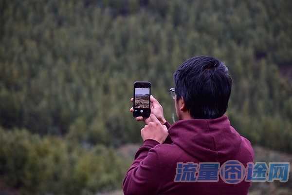 流量囧途文章-副卡能看到主卡流量吗（副卡能看主卡的信息吗）