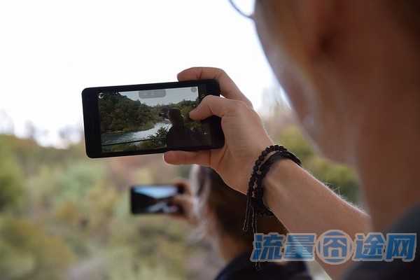 流量囧途文章-华为怎么使用卡2流量（华为如何使用卡2流量）