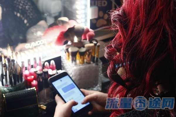 流量囧途文章-车上怎么充流量卡（车载自带流量用完怎么充）